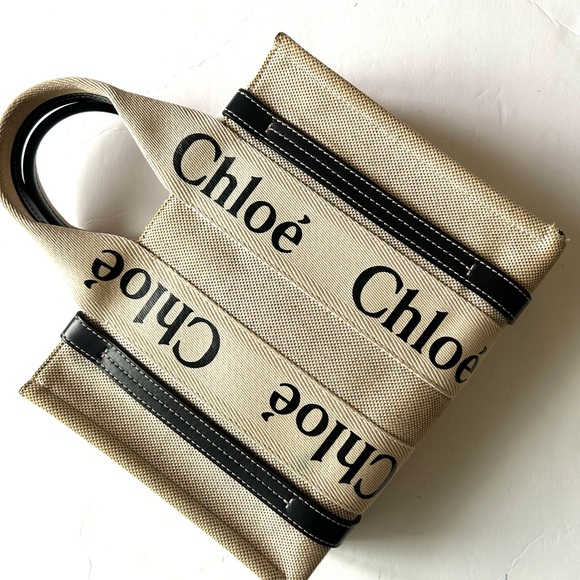 Chloé Woody Beige and Midnight Tote Bag - Picture 7 of 9